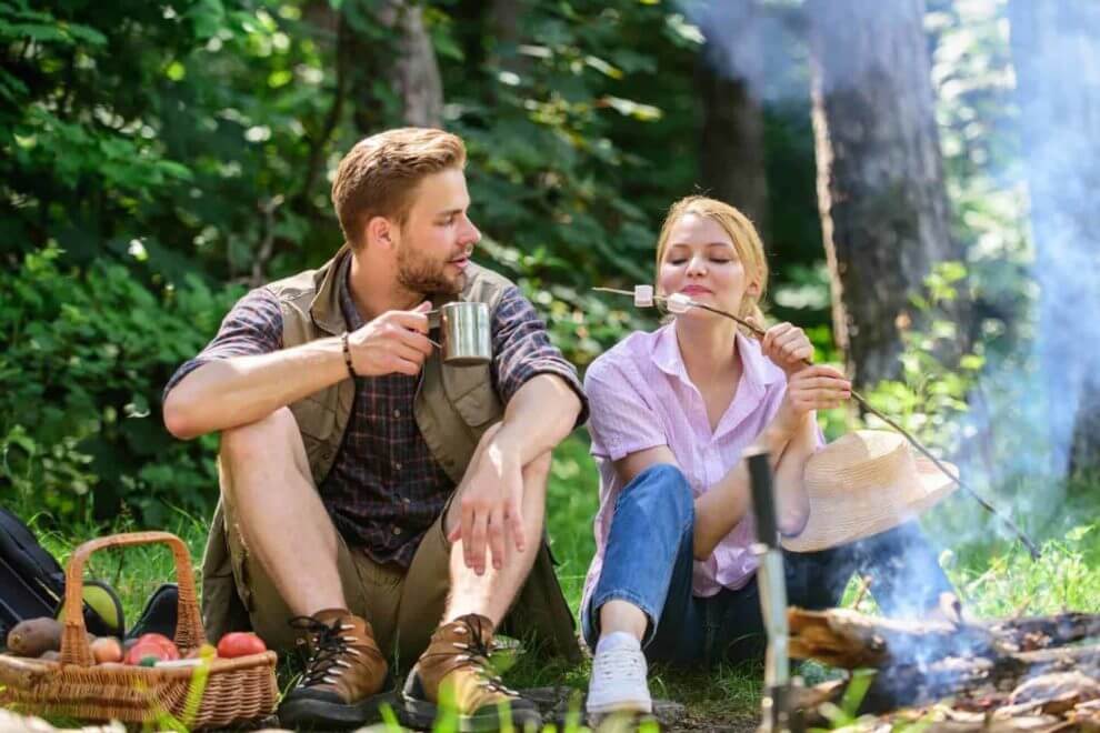 How To Tell If A Guy Likes You - 3 Signs he's into you.