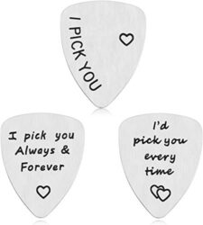 three pieces personalized guitar picks