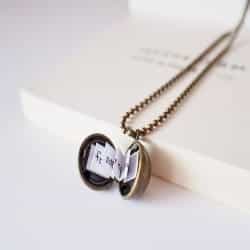 Cute Anniversary Gifts for Boyfriend - Personalized Couples Locket (1)